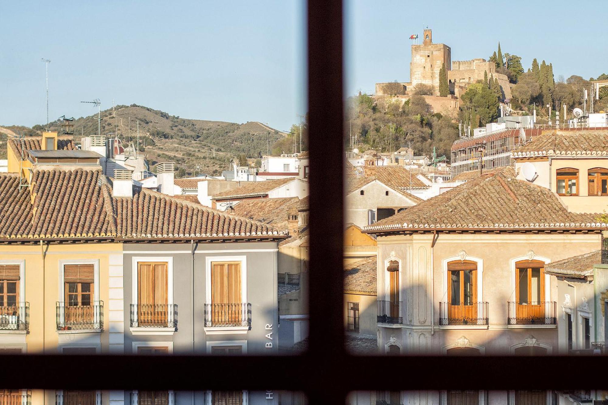 Apartamento Bibrambla Penthouse Over Cathedral Granada Exterior foto
