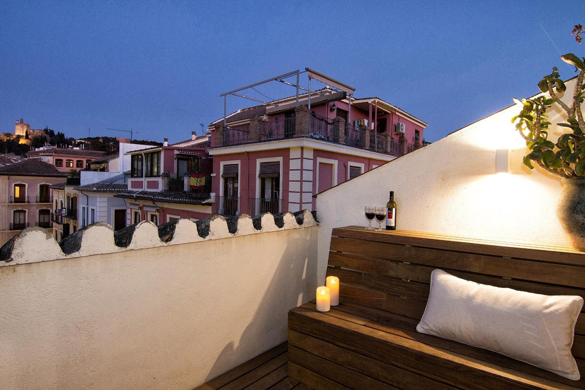 Apartamento Bibrambla Penthouse Over Cathedral Granada Exterior foto