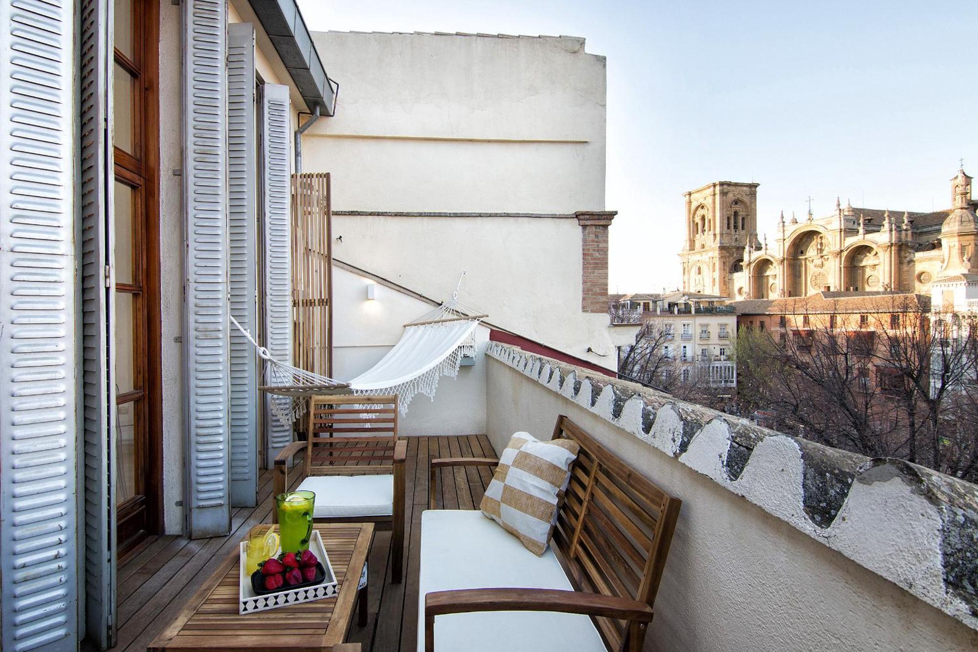 Apartamento Bibrambla Penthouse Over Cathedral Granada Exterior foto